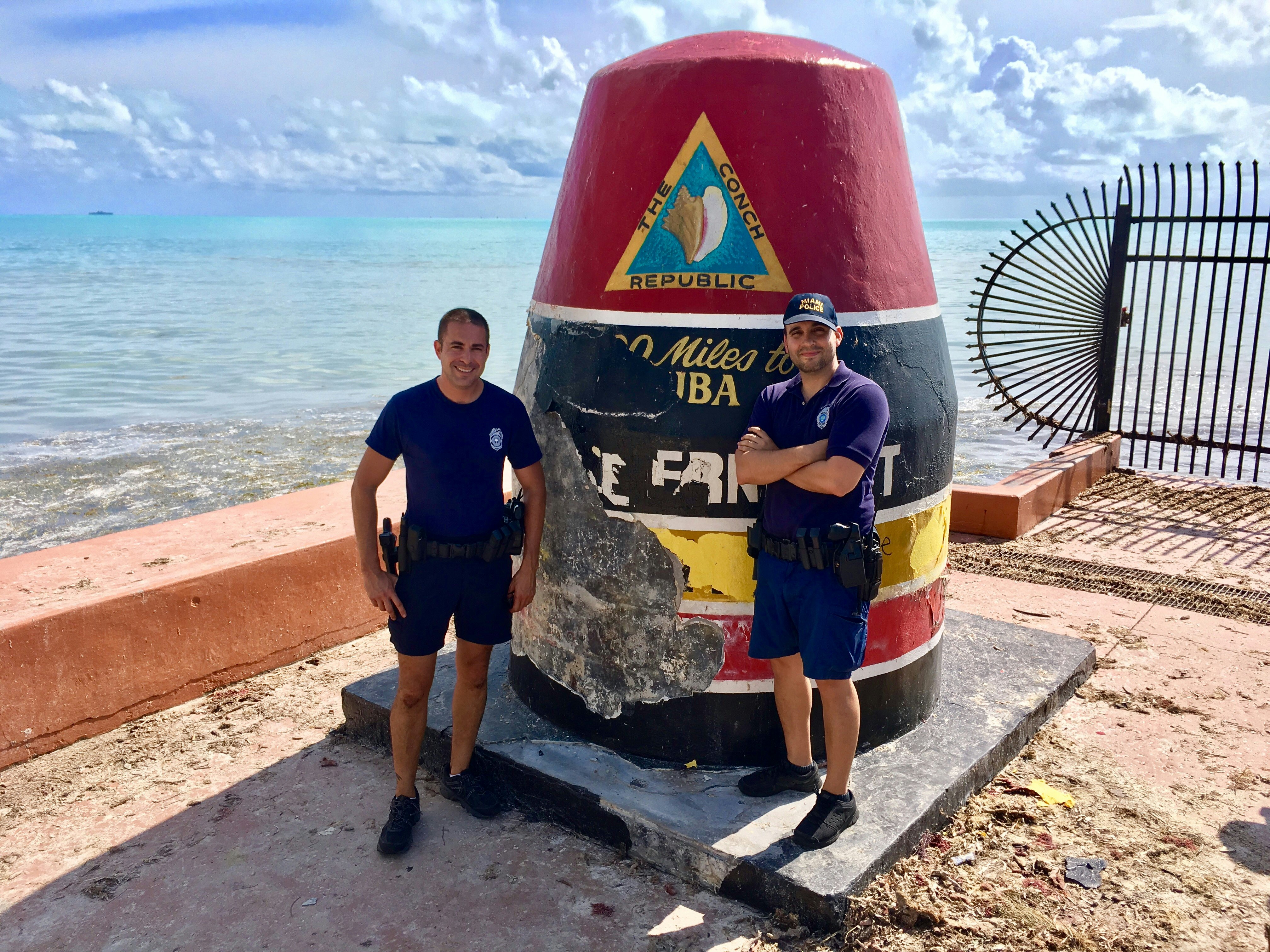 Video: Miami Officers Volunteer to Assist Police in Storm-Ravaged Key West  | Police Magazine, image size:4032x3024