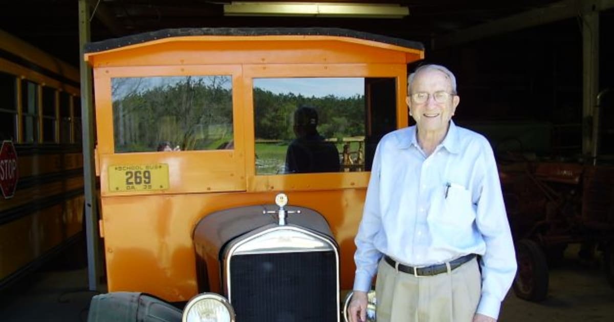 First Group Blue Bus Buddy Luce Was Former Blue Bird CEO, Son of Founder | School Bus Fleet
