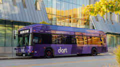 A Des Moines DART bus