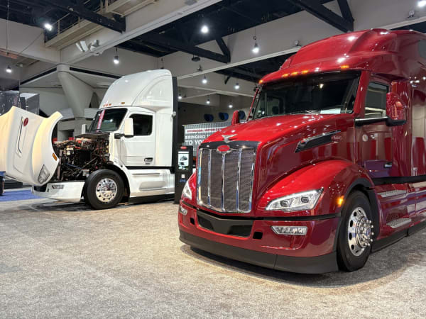 Peterbilt Model 579 at ATA MC&E expo