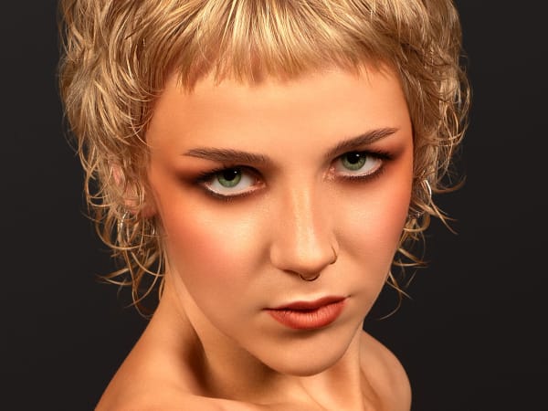 Model with short blonde hair