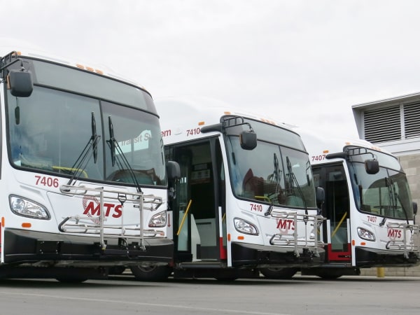New-Flyer-XN60-SanDiego-