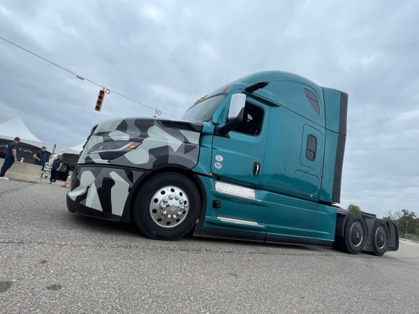 2025 Freightliner Cascadia.