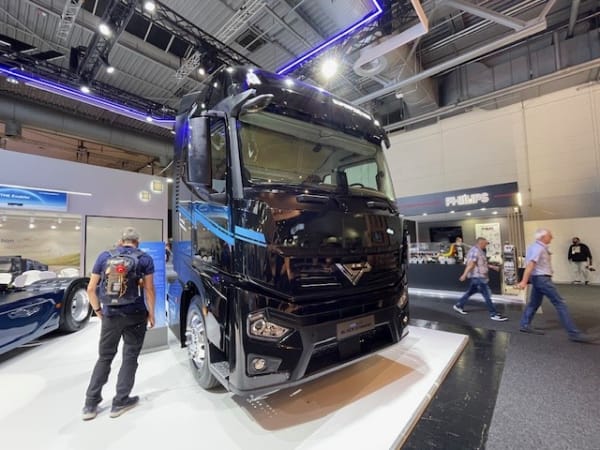 Super Panther Black Diamond Class 8 truck.