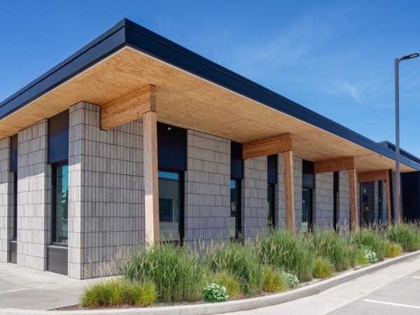 Exterior image of C-TRAN's campus expansion walkway.