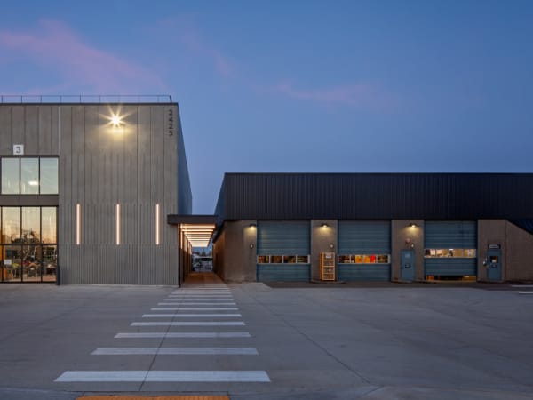 Exterior image of C-TRAN's campus expansion bus maintenance facility.