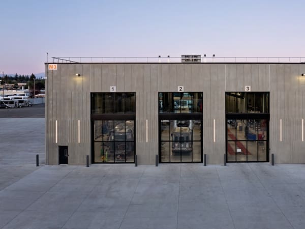Exterior image of C-TRAN's campus expansion bus maintenance facility.