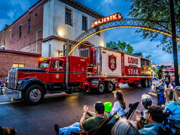 2025 Classic Kenworth Truck Parade.