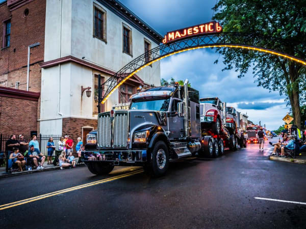 2025 Classic Kenworth Truck Parade.