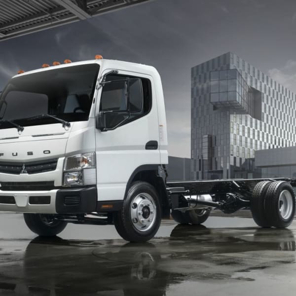 ●最終価格　Mitsubishi Fuso Dry Goods Truck Mitsubishi Fuso Truck of America Discontinues New-Truck Sales
