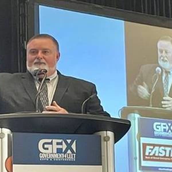 Gordon Receives Legendary Lifetime Achievement Award | Government