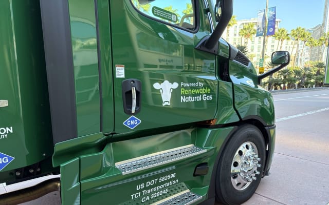 Clean Energy's renewable natural gas truck on display outside the convention center