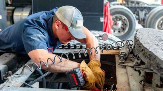 Why VMRS Is the Natural Link Between AI, Predictive Analytics, and Vehicle Repairs [Commentary]