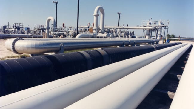 Oil Crisis Squeezes Trucking Lubricant Supplies