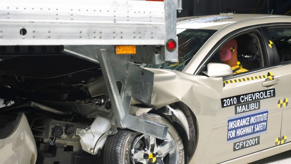 Test car crashed into a trailer rear underride guard