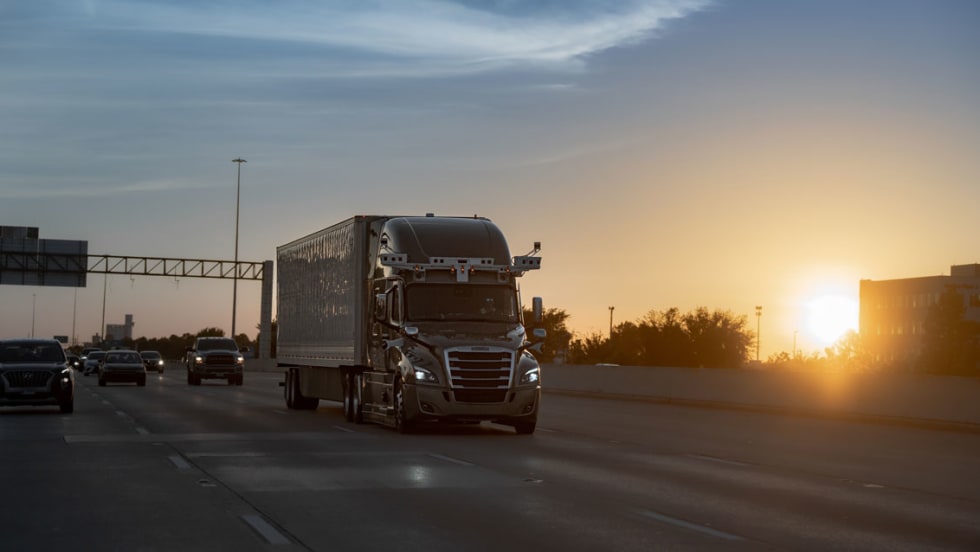 Autonomous Bot Auto tractor-trailer on Texas Highway