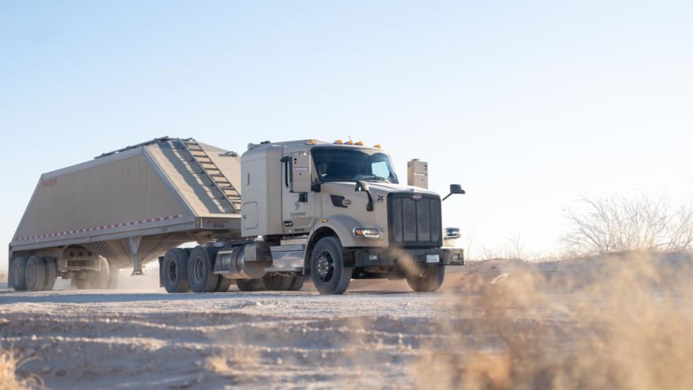 Driverless tractor-trailer operating in Permian basin
