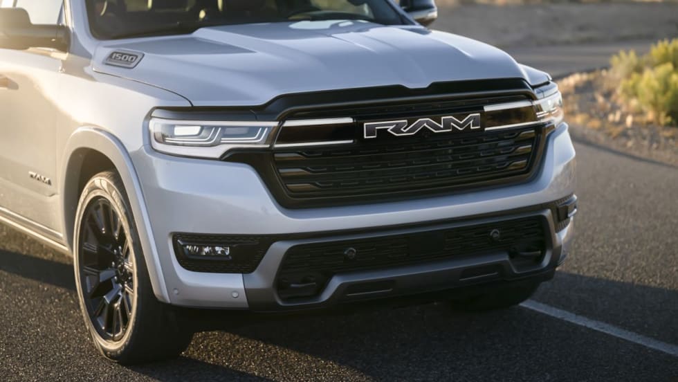 2026 Ram 1500 Ramcharger front end