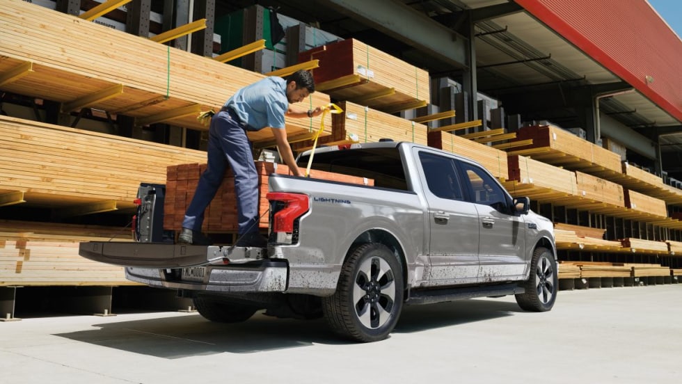 Ford F-150 Lightning electric pickup