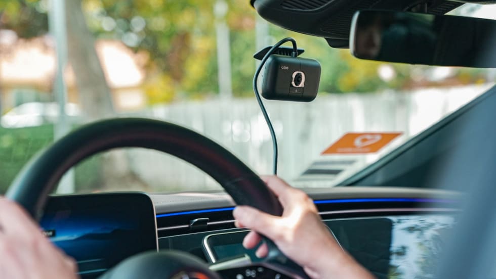 HopSkipDrive dashcam in a car.