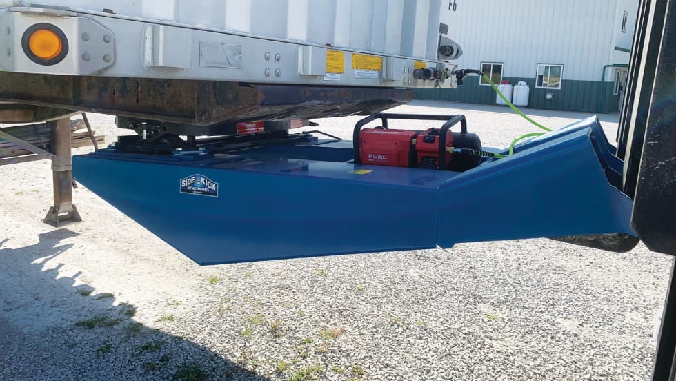 Sidekick fifth-wheel attachment for forklifts. 