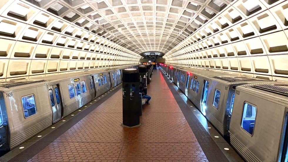 A 7000-series WMATA railcar at Navy Yard.