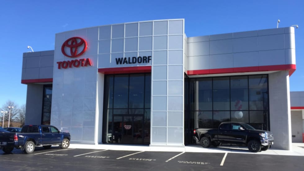 Photo of facade of Waldorf Toyota car dealership