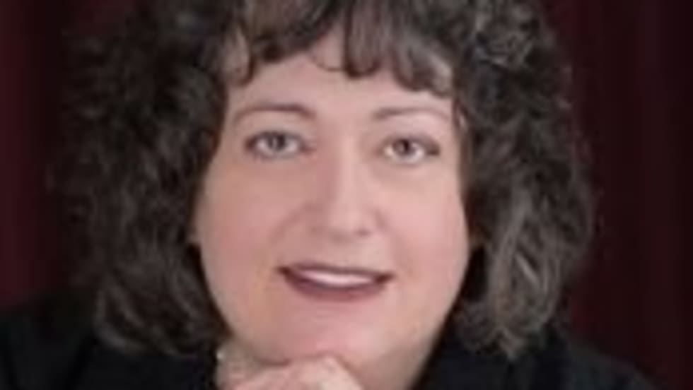 Ruth Alfson headshot