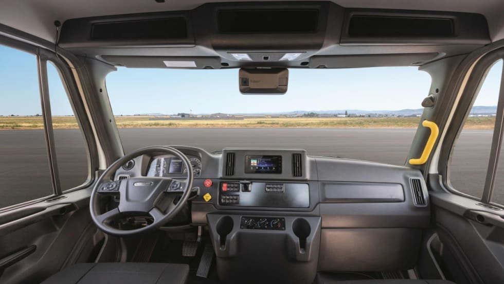 Freightliner Trucks backup camera system.