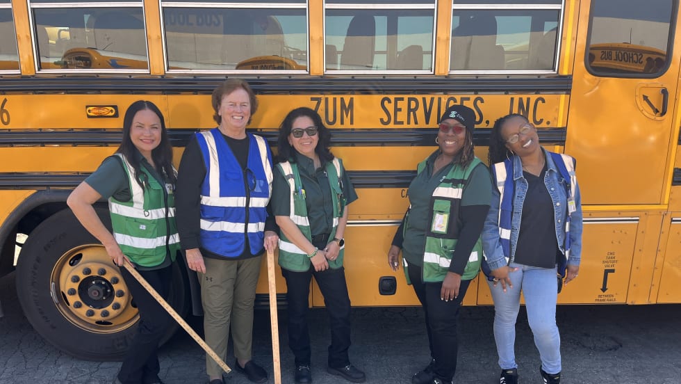 Susand Moorehead bus