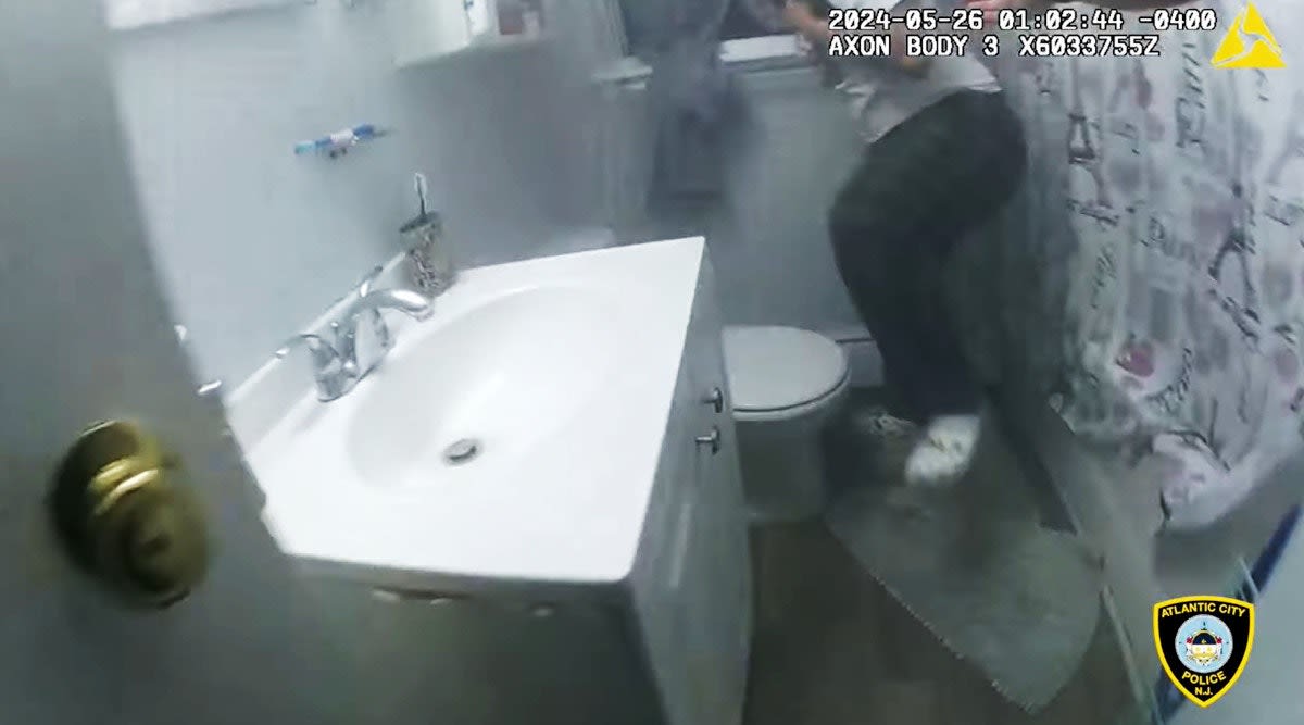Video Shows NJ Officer Rescue Teen and Pets from House Fire