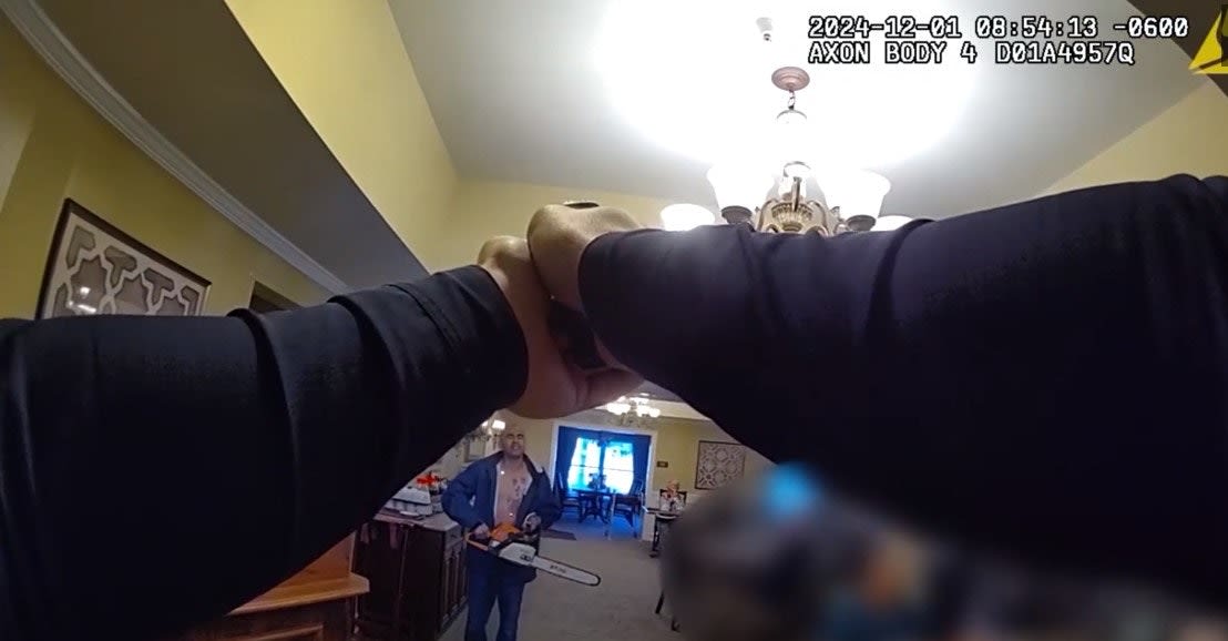 Illinois Officers Cleared in Fatal Shooting of Chainsaw-Wielding Man