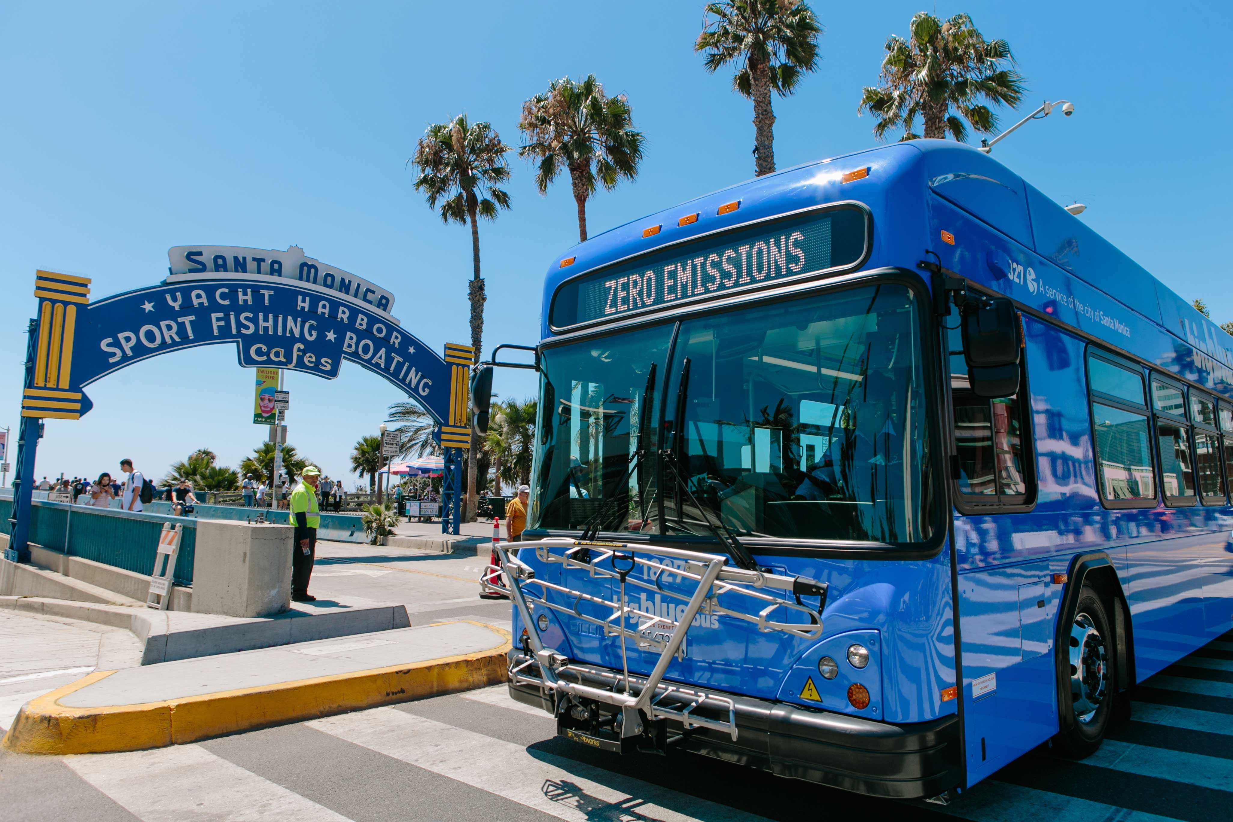 California's Big Blue Bus Unveil 'Brighter Blue' Plan | Metro