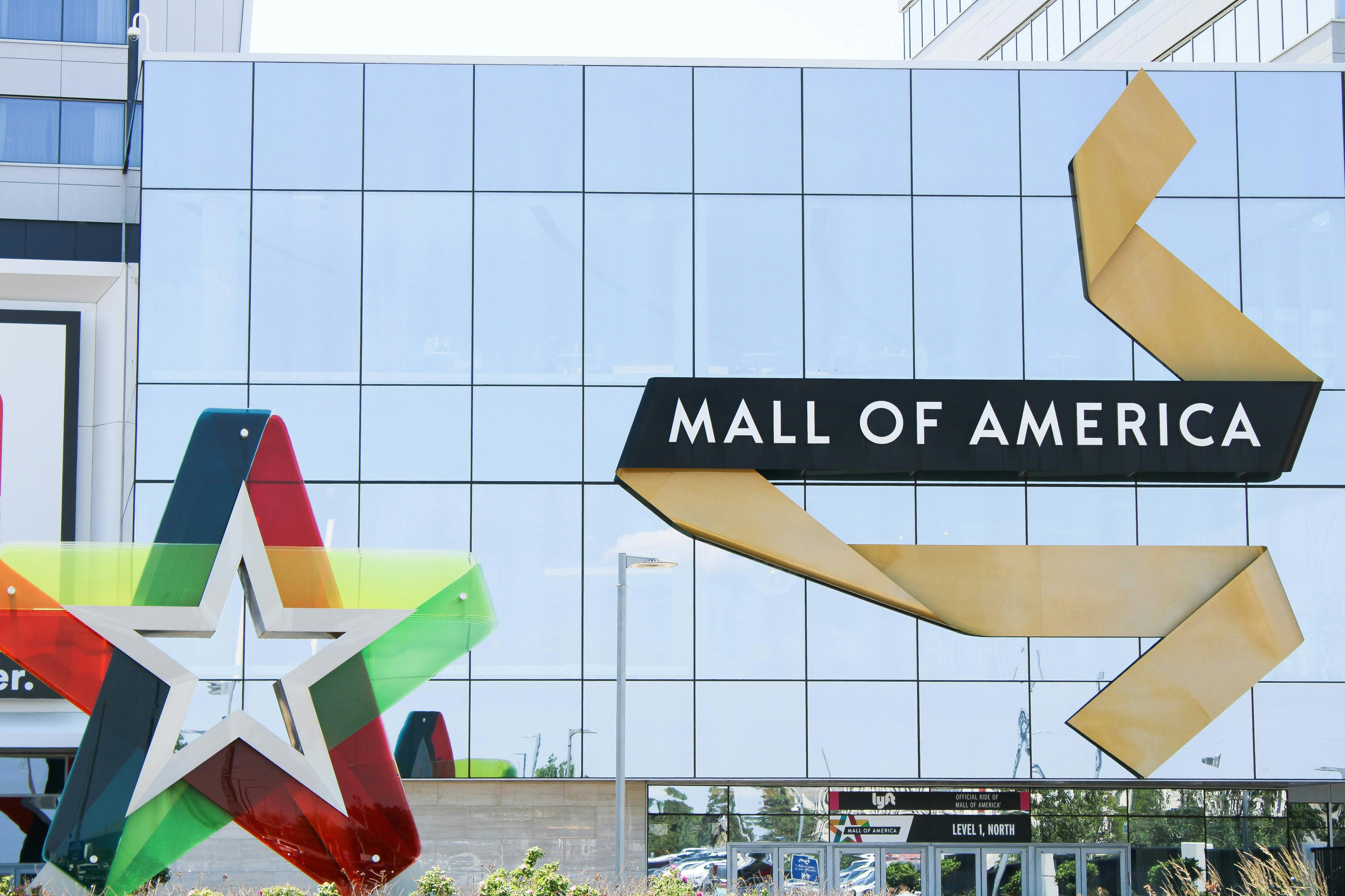Gun-Sniffing K-9s to Patrol Mall of America
