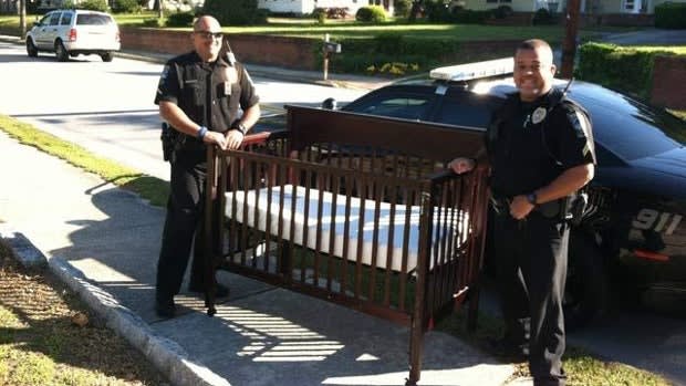 Georgia Officers' Kindness Helps Grieving Mother After Baby's Death