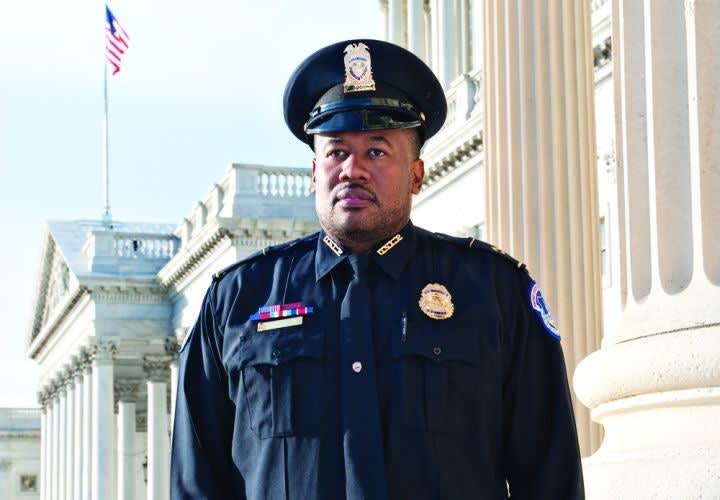 Off-Duty Capitol Police Officer Stops Schizophrenic Shooter