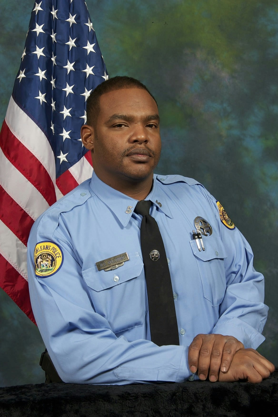 Man Fatally Shoots New Orleans Officer Through Cruiser Partition
