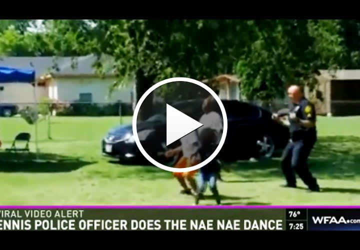 Video: Texas Officer Does Nae Nae Dance with Some Kids
