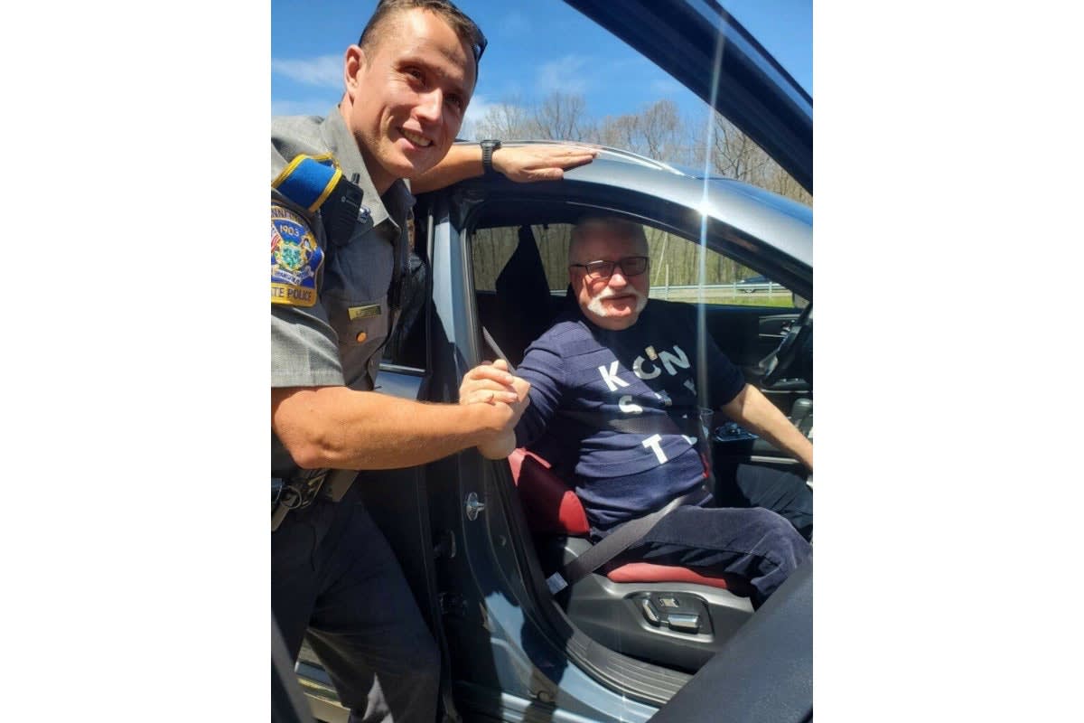 Polish-Born CT Trooper Comes to Aid of Former Polish President Lech Walesa