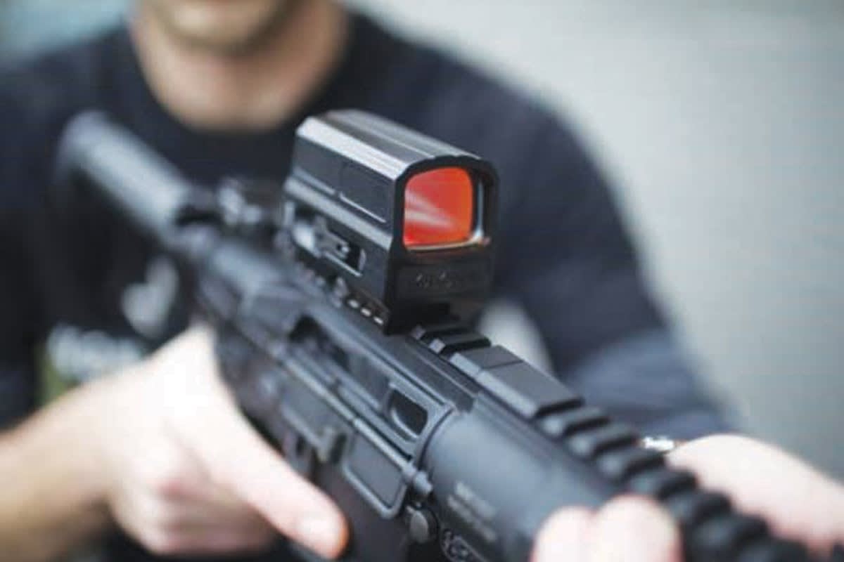HS-512T Elite Open Reflex Sight | Police Magazine