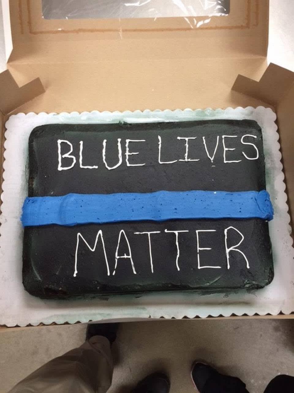 Video: Walmart Apologizes After GA Employees Refuse to Make Cake for Retiring Officer