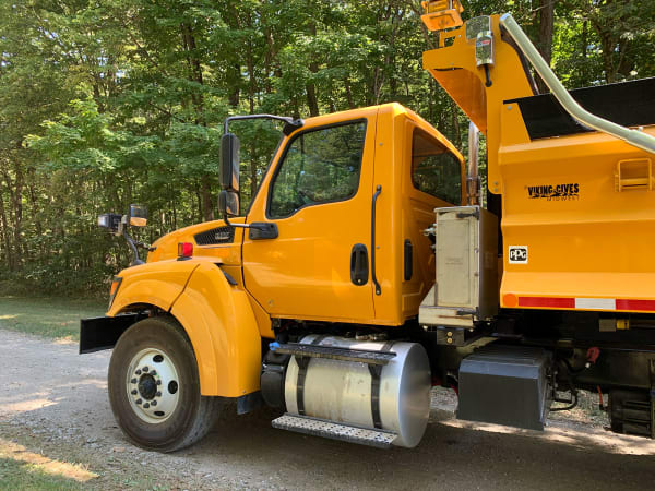 Yellow International HV truck