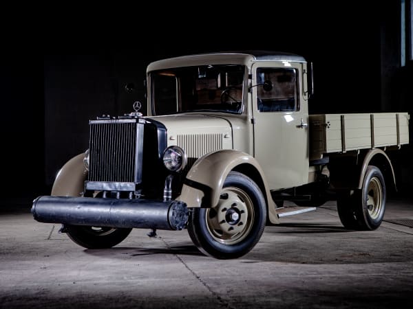 Mercedes-Benz 130 years of trucking. 