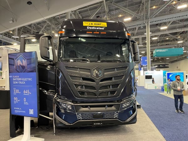 J.B. Hunt Nikola truck.