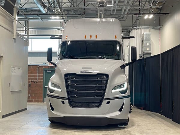 2025 Freightliner Cascadia.