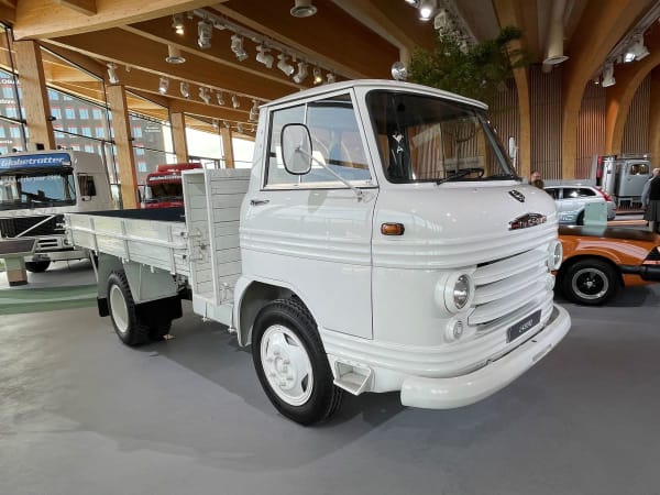 1965 Volvo L403012 truck.