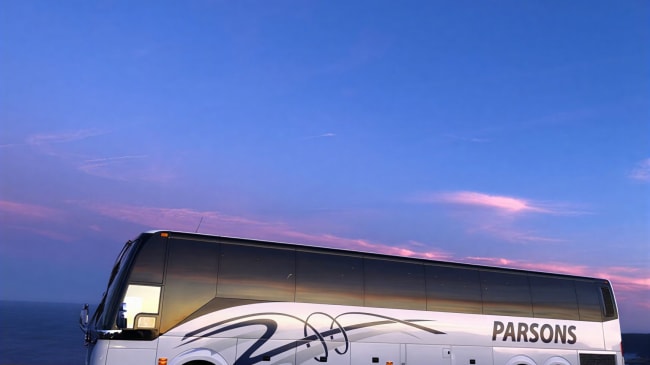 Parsons & Sons Named METRO’s 2026 Motorcoach Operator of the Year
