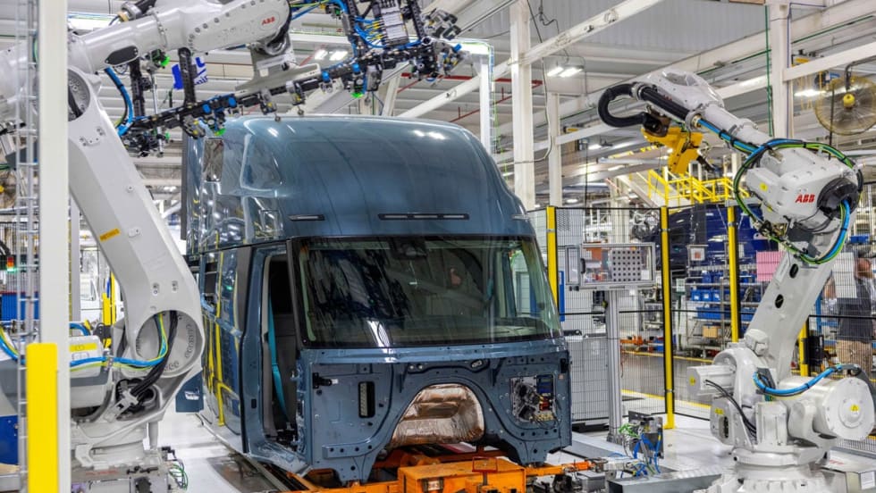 Volvo truck manufacturing plant