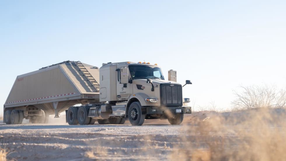 Driverless tractor-trailer operating in Permian basin