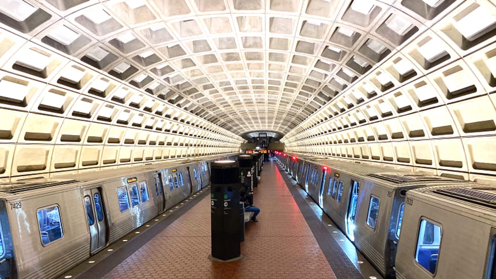 A 7000-series WMATA railcar at Navy Yard.